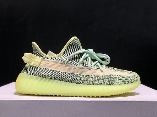 burst of new color schemes_ Yeezy Boost 350 V2 _Yeezreel_ black ginger color yellow color star men and women_s shoes 36-48 code with half yard_-1aa656b3